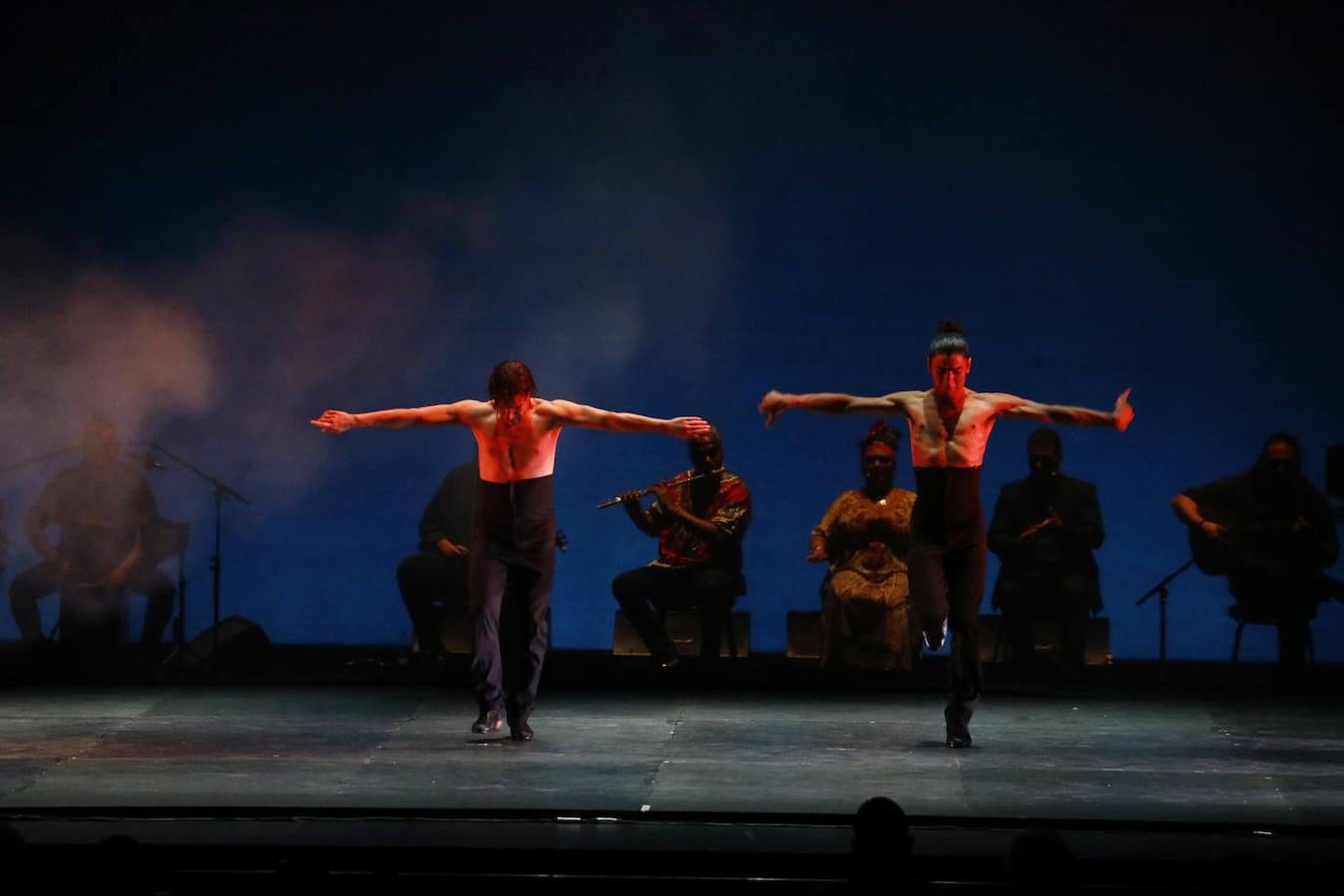 El espectáculo &#039;Negro Blanco Flamenco&#039; en el Gran Teatro de Córdoba, en imágenes