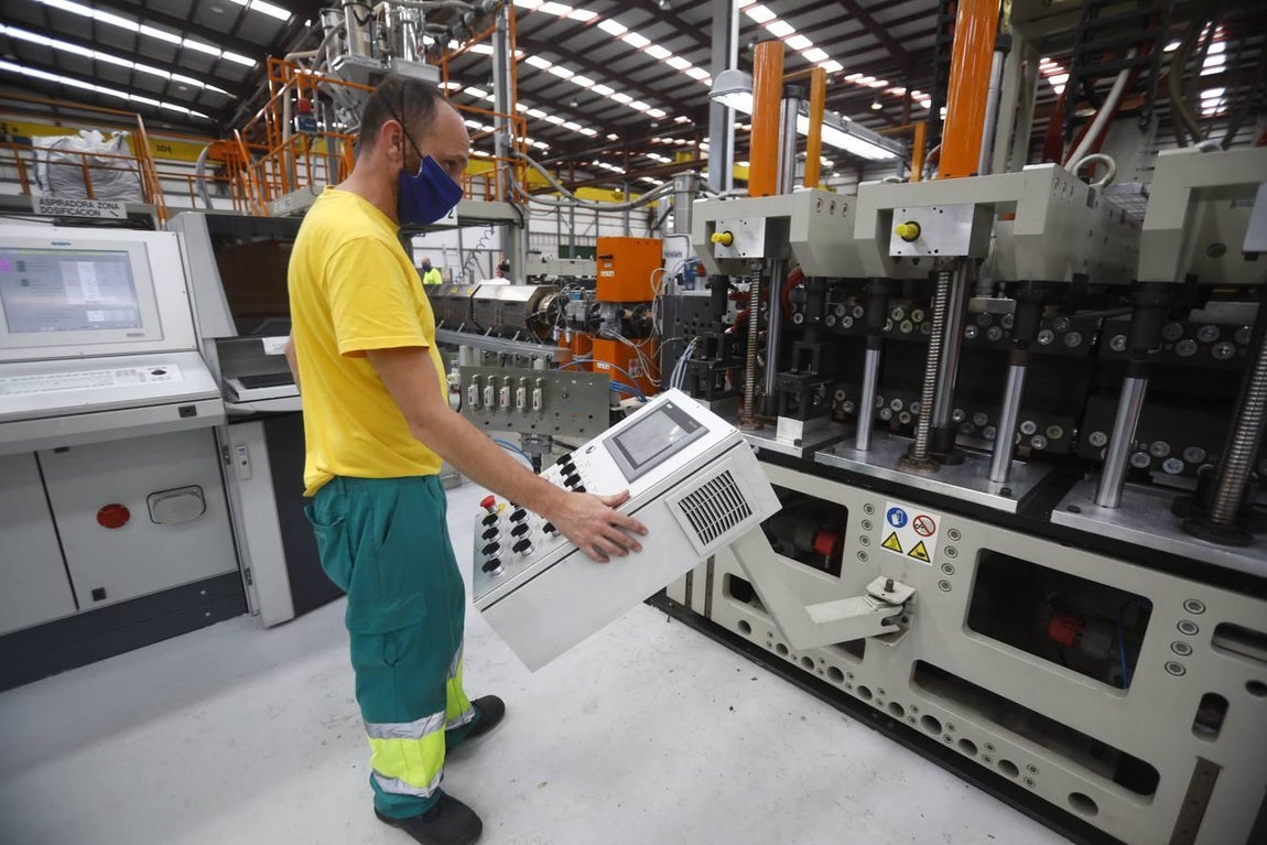 Las instalaciones de Polímeros en Córdoba, en imágenes