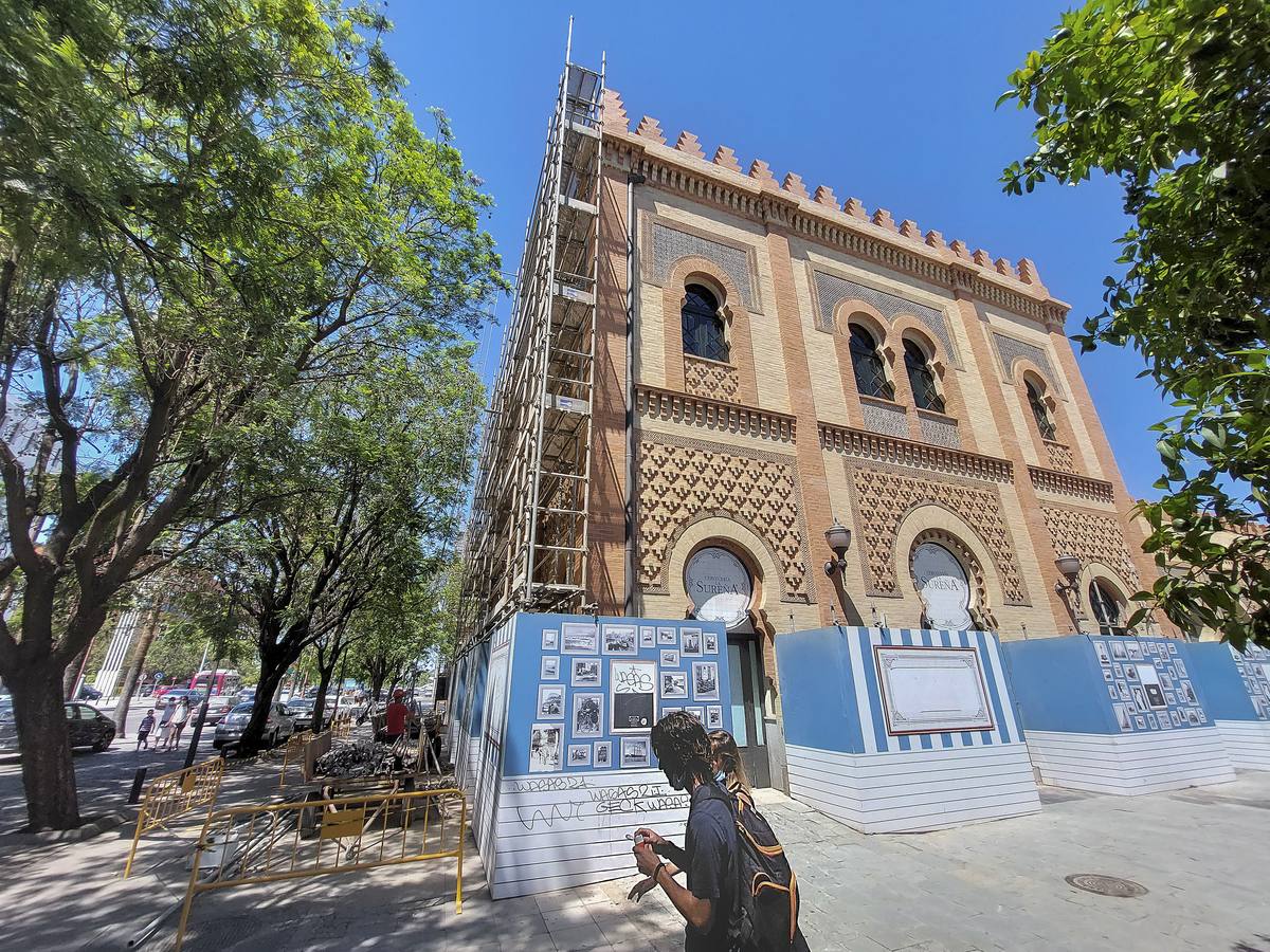 La fachada de la estación de Plaza de Armas ya luce su rehabilitación