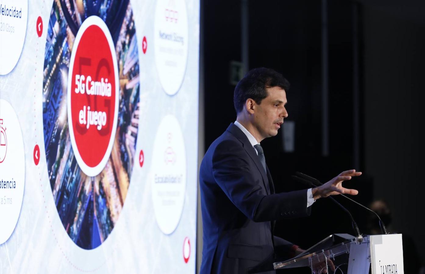 En imágenes, el director de Vodafone en Andalucía en la Mirada Económica de ABC Córdoba