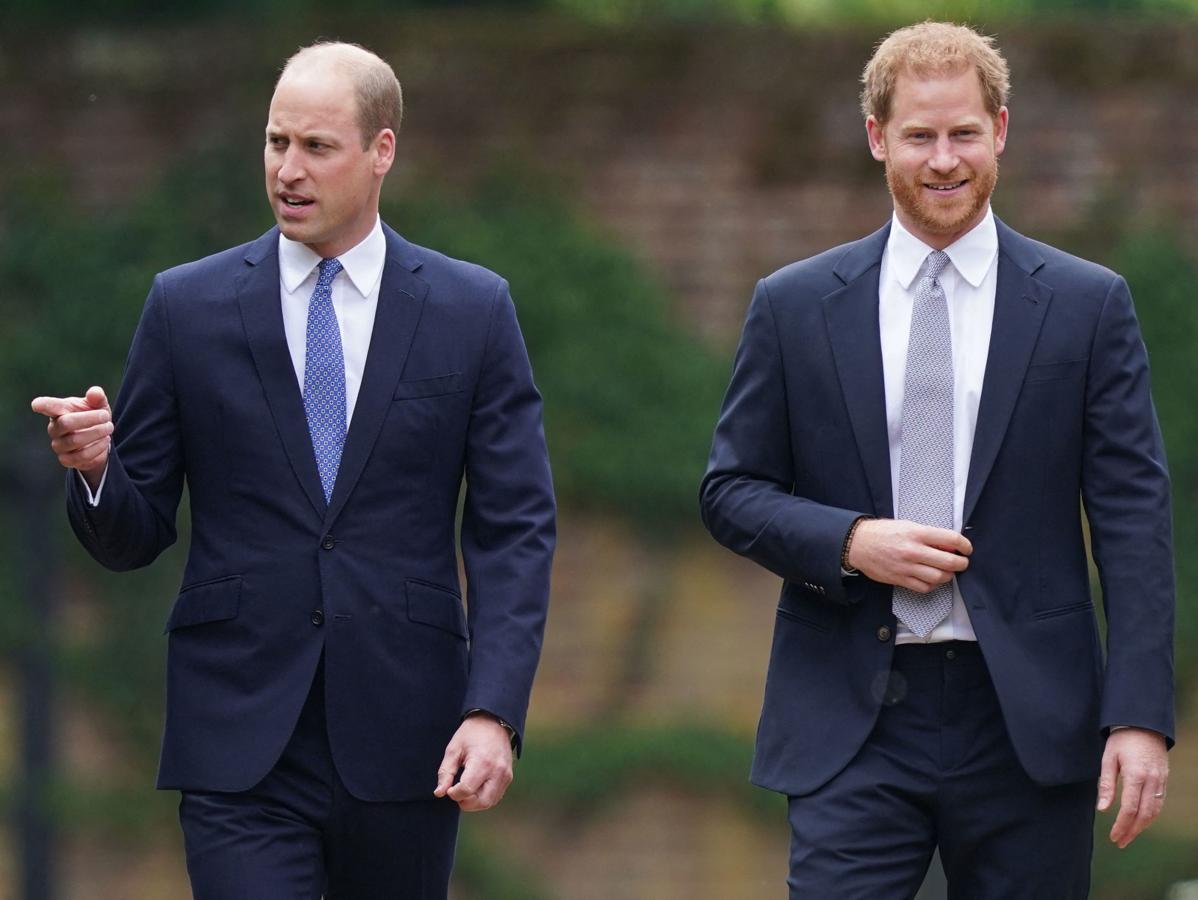 El reencuentro entre Guillermo y Harry frente a la estatua de Diana de Gales