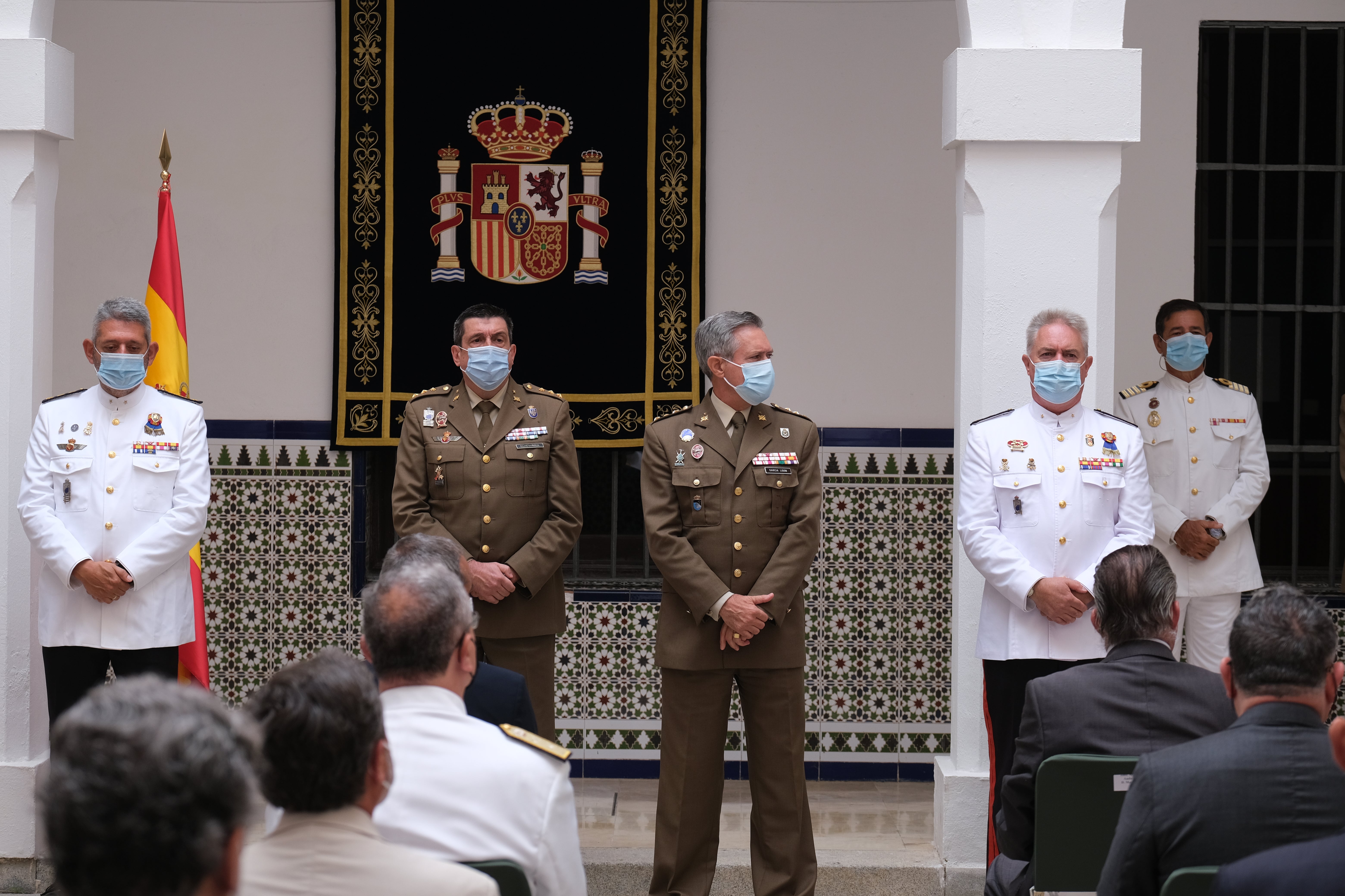 En imágenes: Toma de posesión del nuevo subdelegado de Defensa en Cádiz