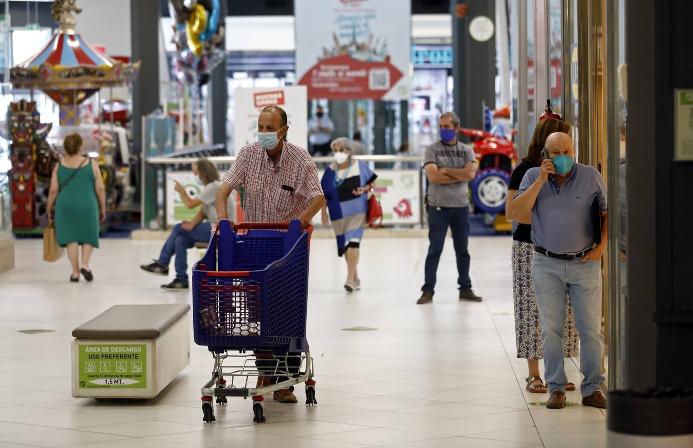 La recuperación de los centros comerciales de Córdoba, en imágenes