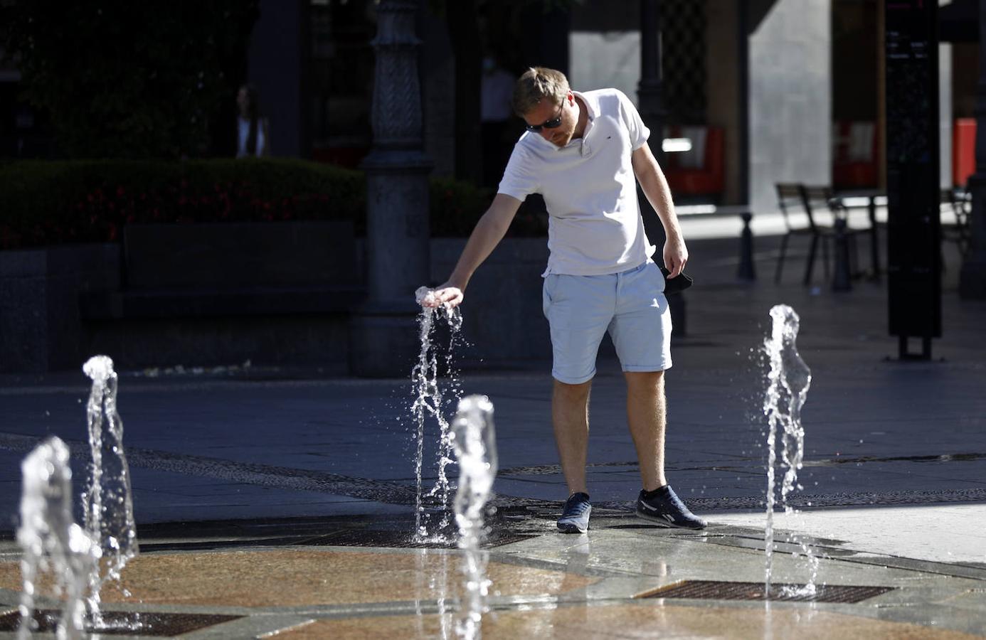 El calor de julio en Córdoba, en imágenes