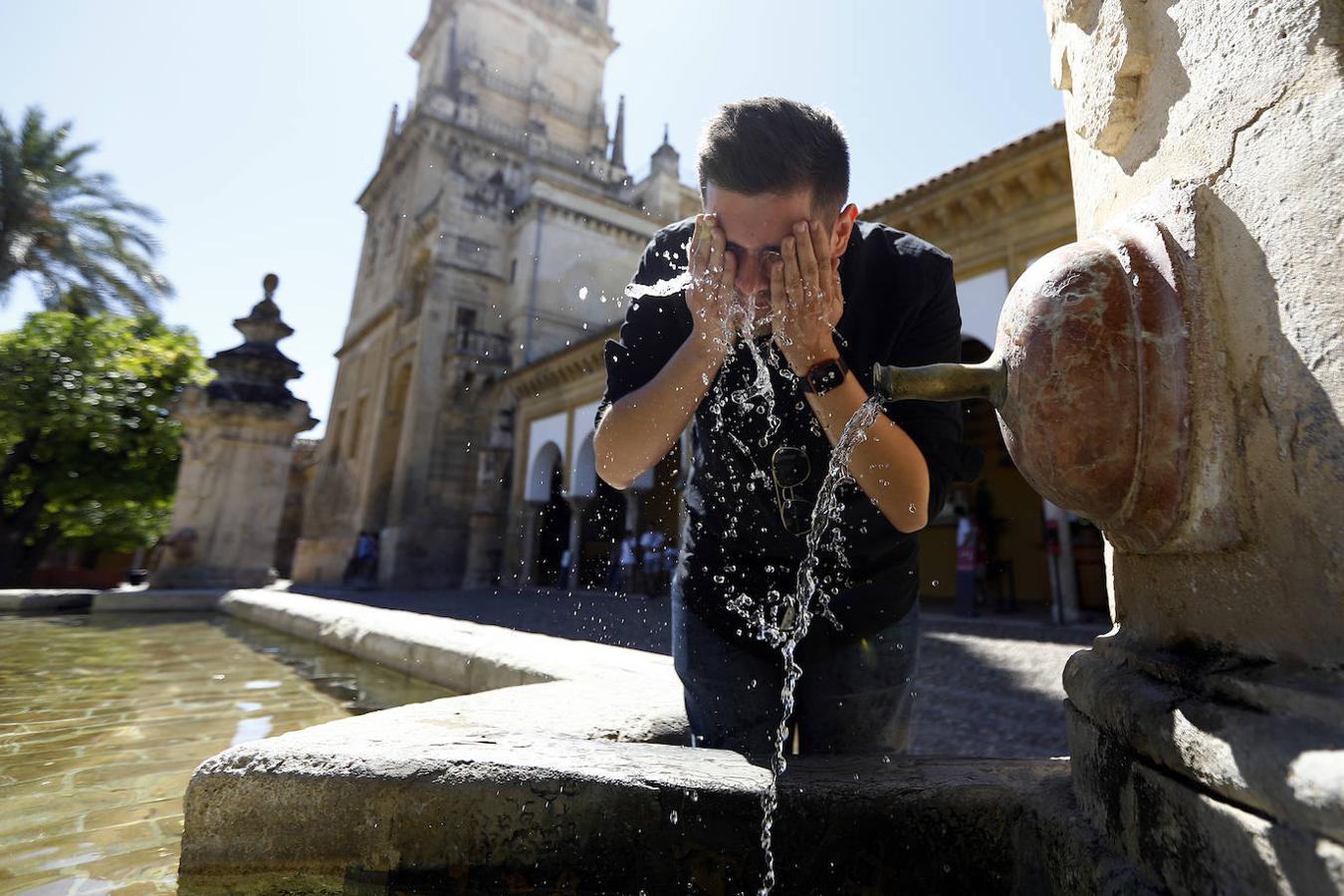 El calor de julio en Córdoba, en imágenes