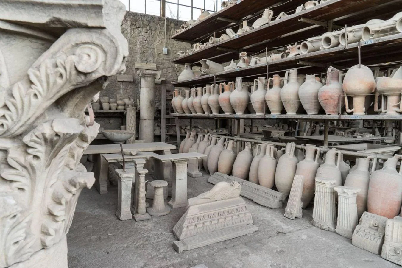 Los graneros del Foro. Este espacio fue un mercado de frutas y verduras, y hoy alberga más de 9.000 hallazgos de toda Pompeya