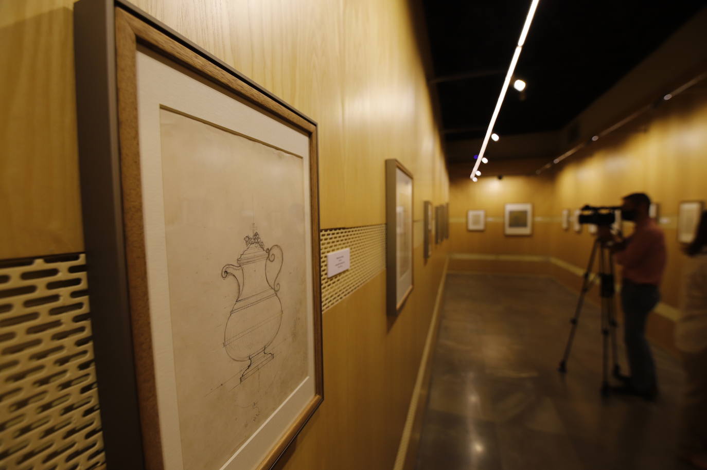 La muestra &#039;Donación González del Campo: Dibujos de Platería&#039; en el Bellas Artes de Córdoba, en imágenes