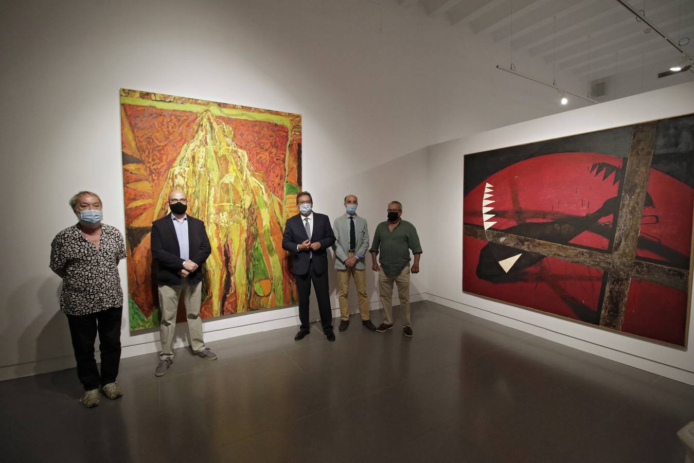 La Fundación Cajasol expone el 'espíritu' del fin de siglo a partir de su colección de obras de artistas sevillanos.