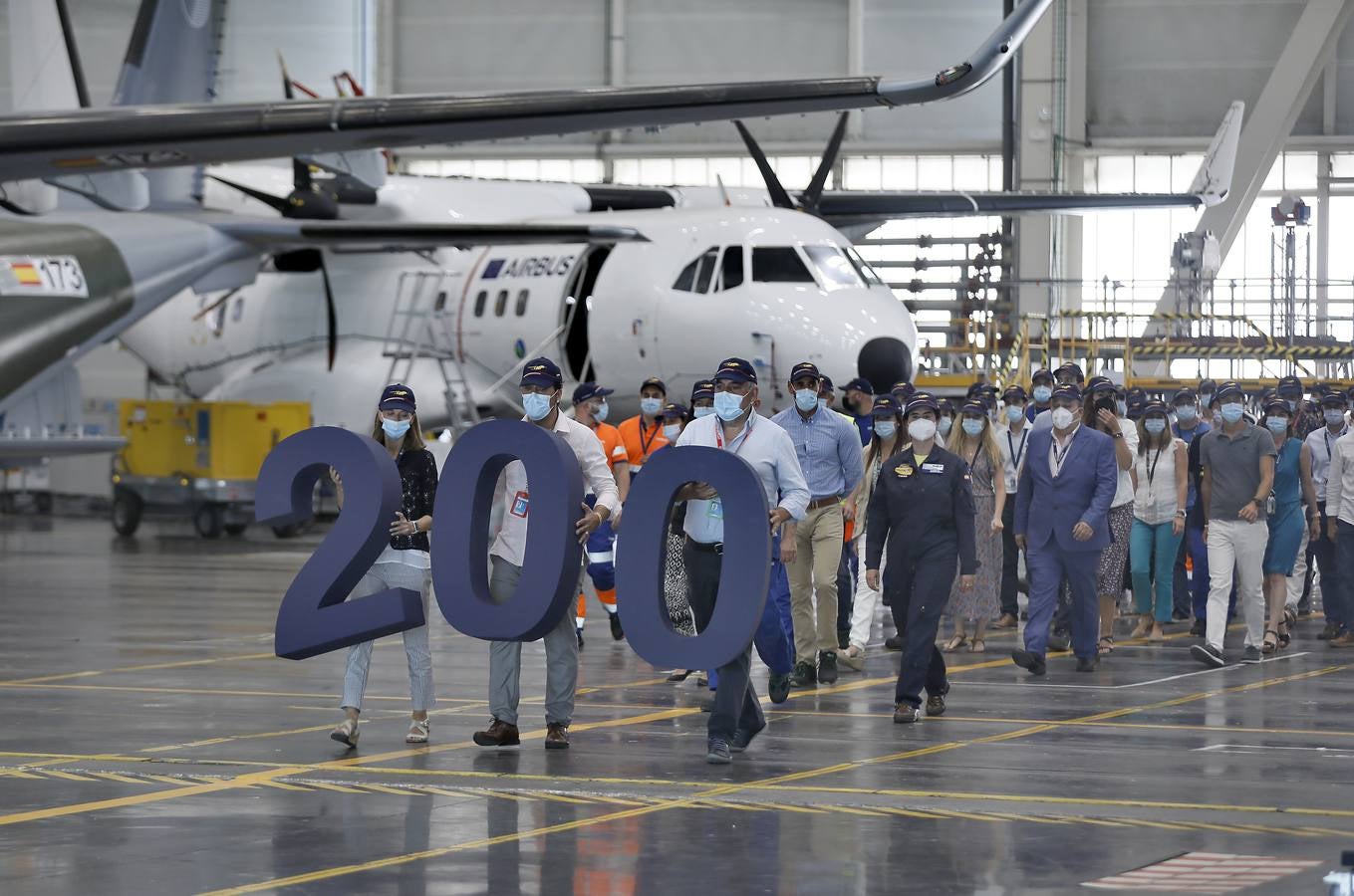 En imágenes, Airbus entrega su avión 200 del modelo C295