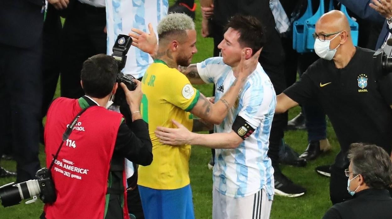 Las mejores imágenes de la final de la Copa América: la felicidad de Argentina, el abrazo de Messi y Neymar...