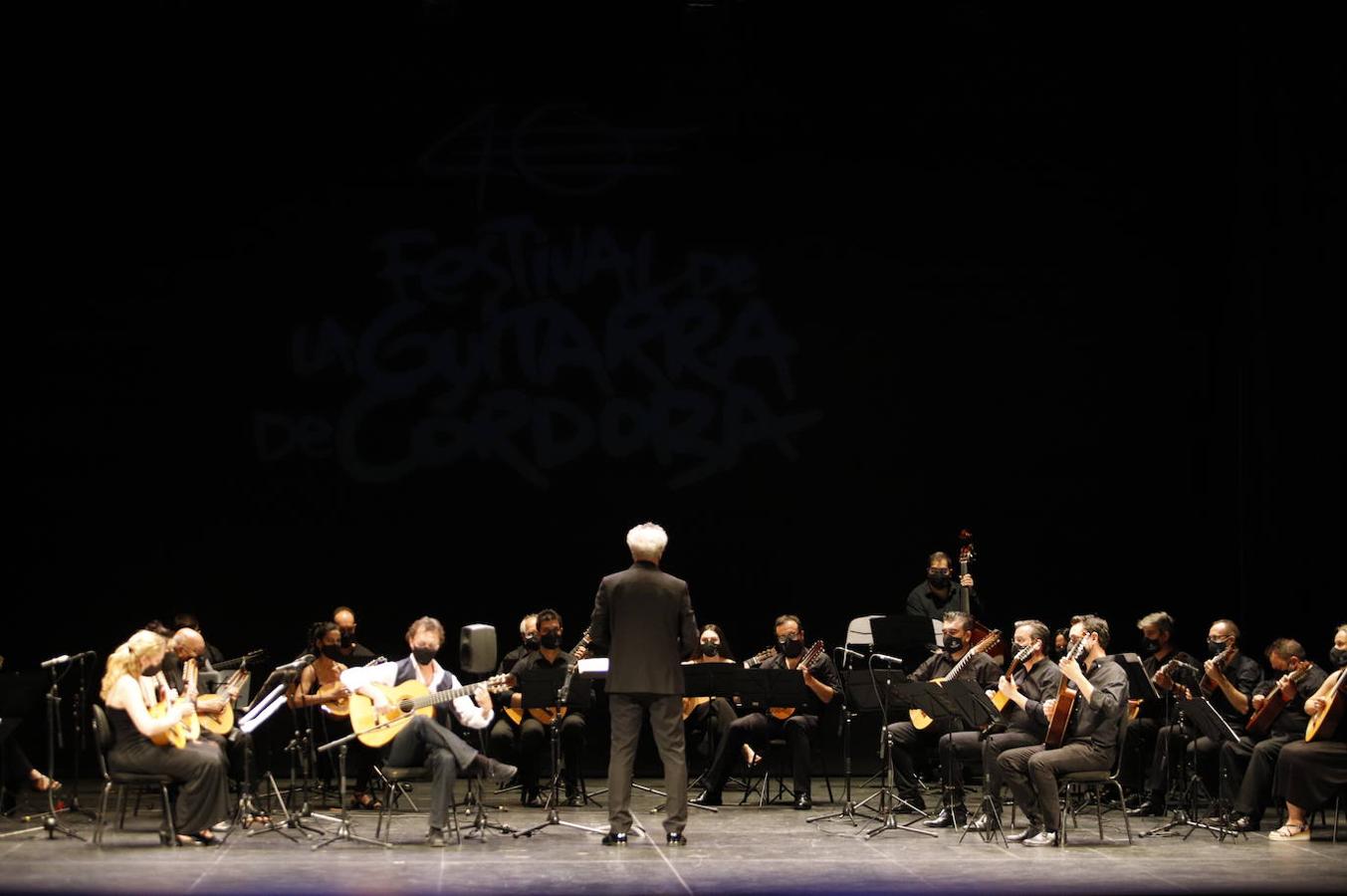 Festival de la Guitarra 2021 | El concierto de Serrano y la Orquesta de Plectro, en imágenes