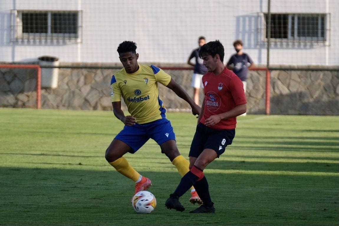 FOTOS: El primer partido del Cádiz - Barbate, en imágenes