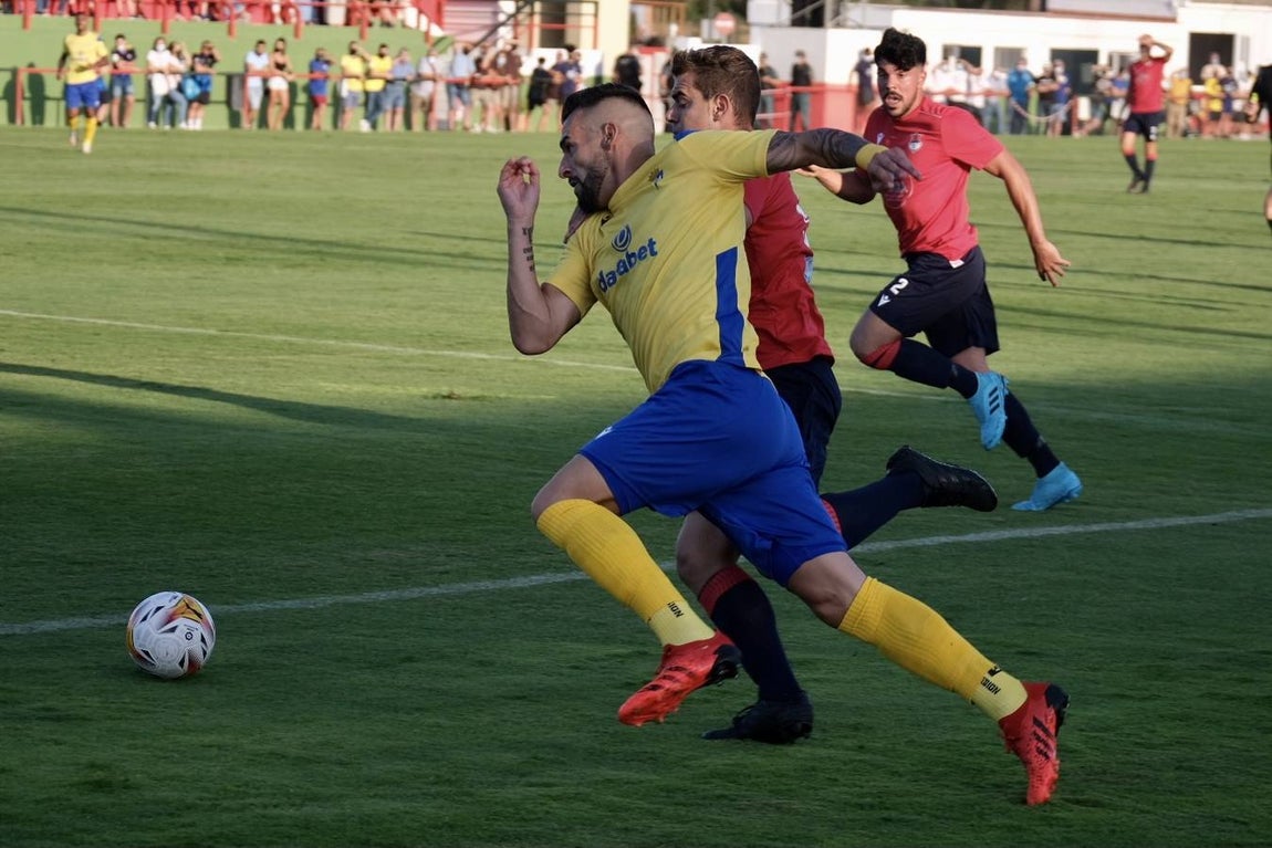 FOTOS: El primer partido del Cádiz - Barbate, en imágenes