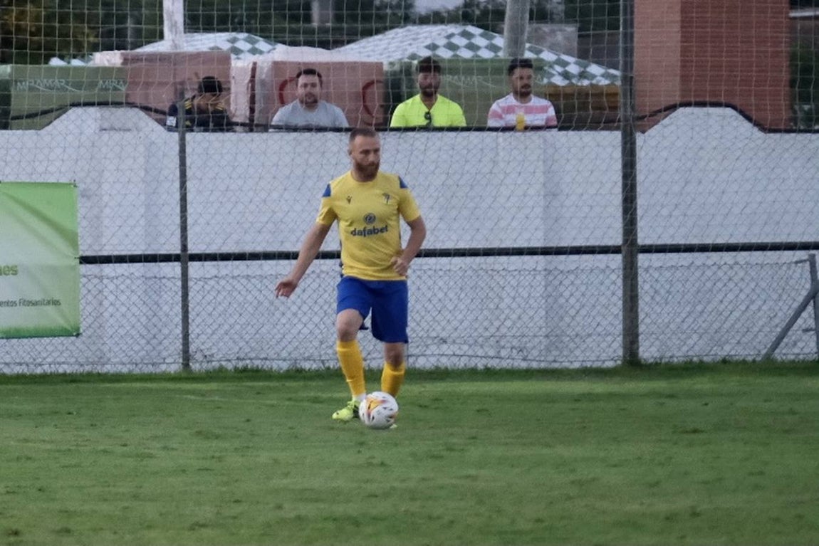 FOTOS: El primer partido del Cádiz - Barbate, en imágenes
