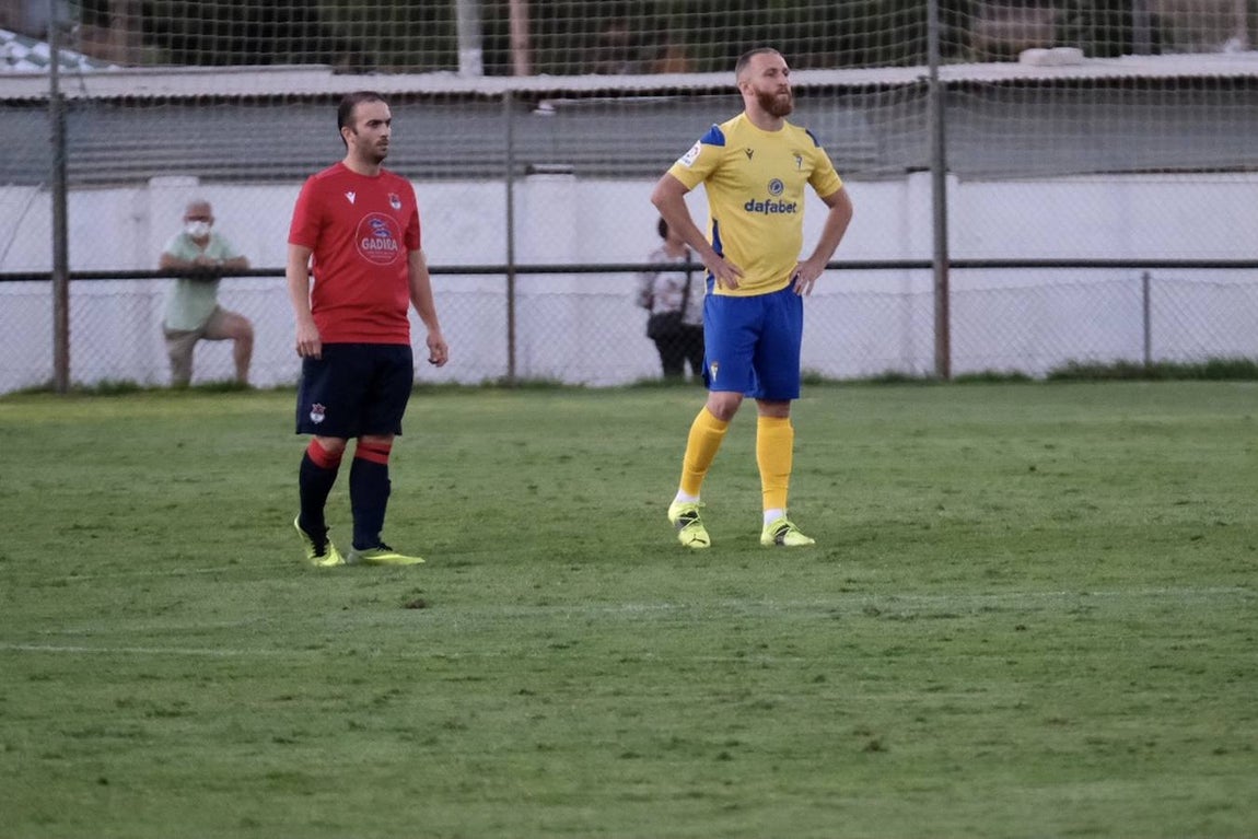 FOTOS: El primer partido del Cádiz - Barbate, en imágenes