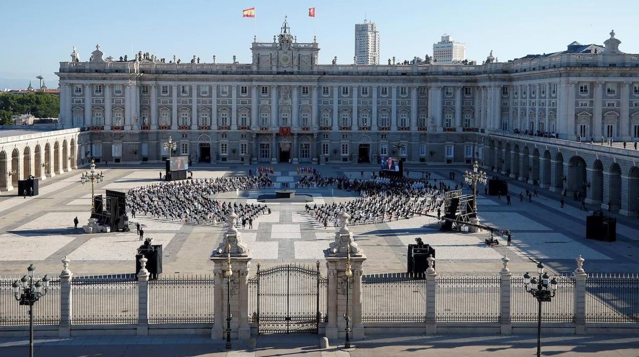 En imágenes: Así ha sido el acto de homenaje a las víctimas del coronavirus