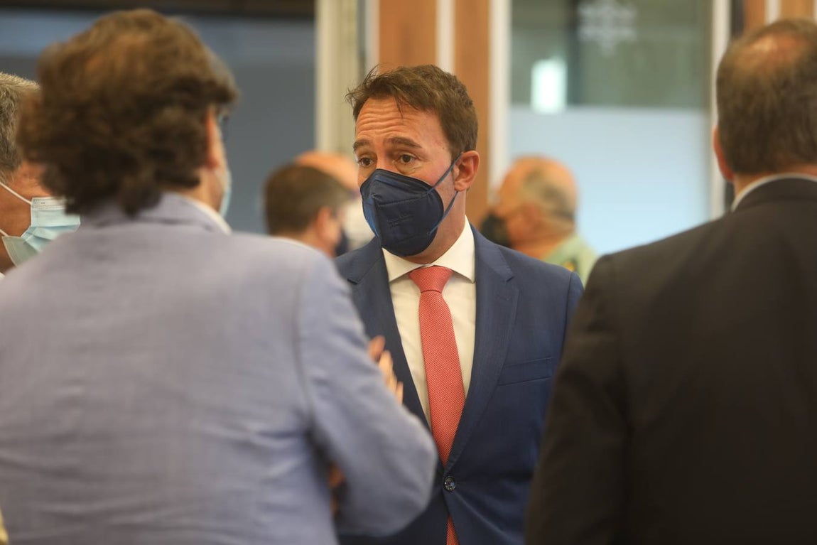 Fotos: Ambiente en la Mirada Económica de La Voz y ABC