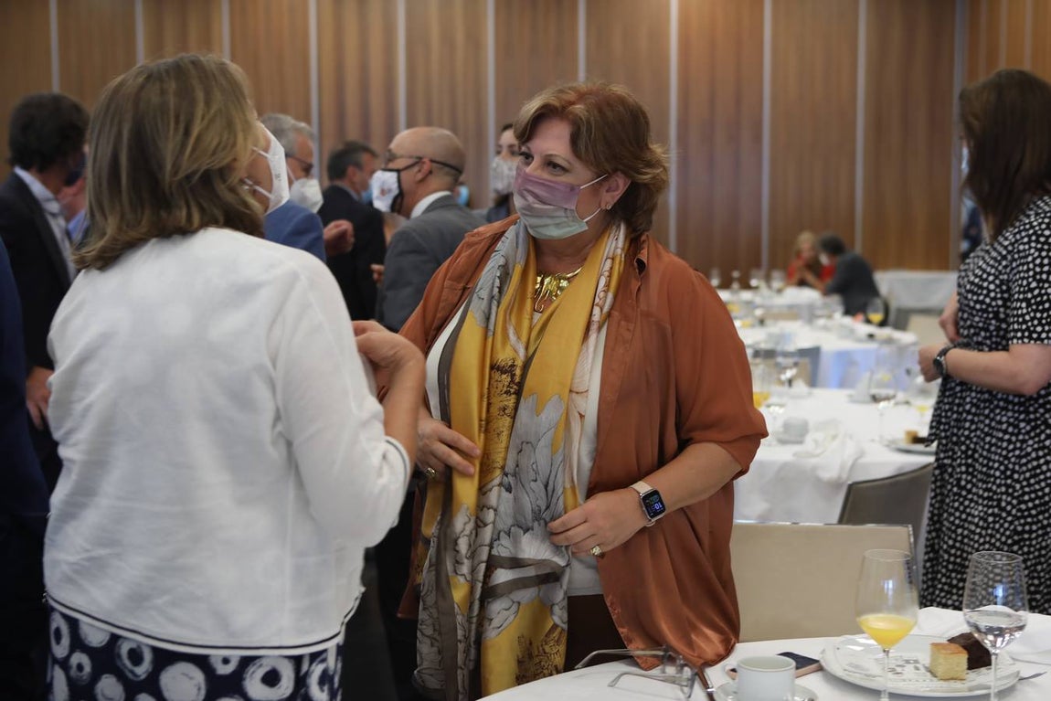 Fotos: Ambiente en la Mirada Económica de La Voz y ABC