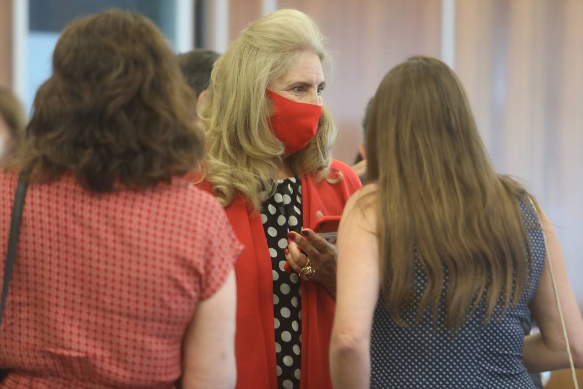 Fotos: Ambiente en la Mirada Económica de La Voz y ABC