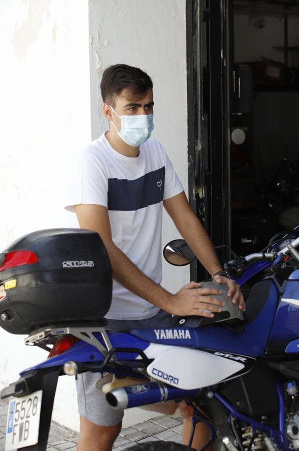 Así vive Pedro Abad la expansión de positivos por coronavirus, en imágenes