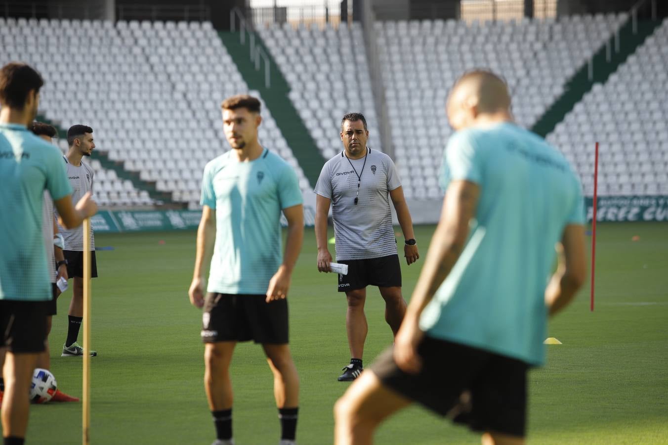 El primer entrenamiento del Córdoba CF, en imágenes