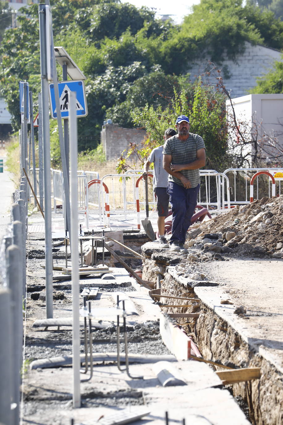 Las obras del aparcamiento del Hospital Reina Sofía de Córdoba, en imágenes