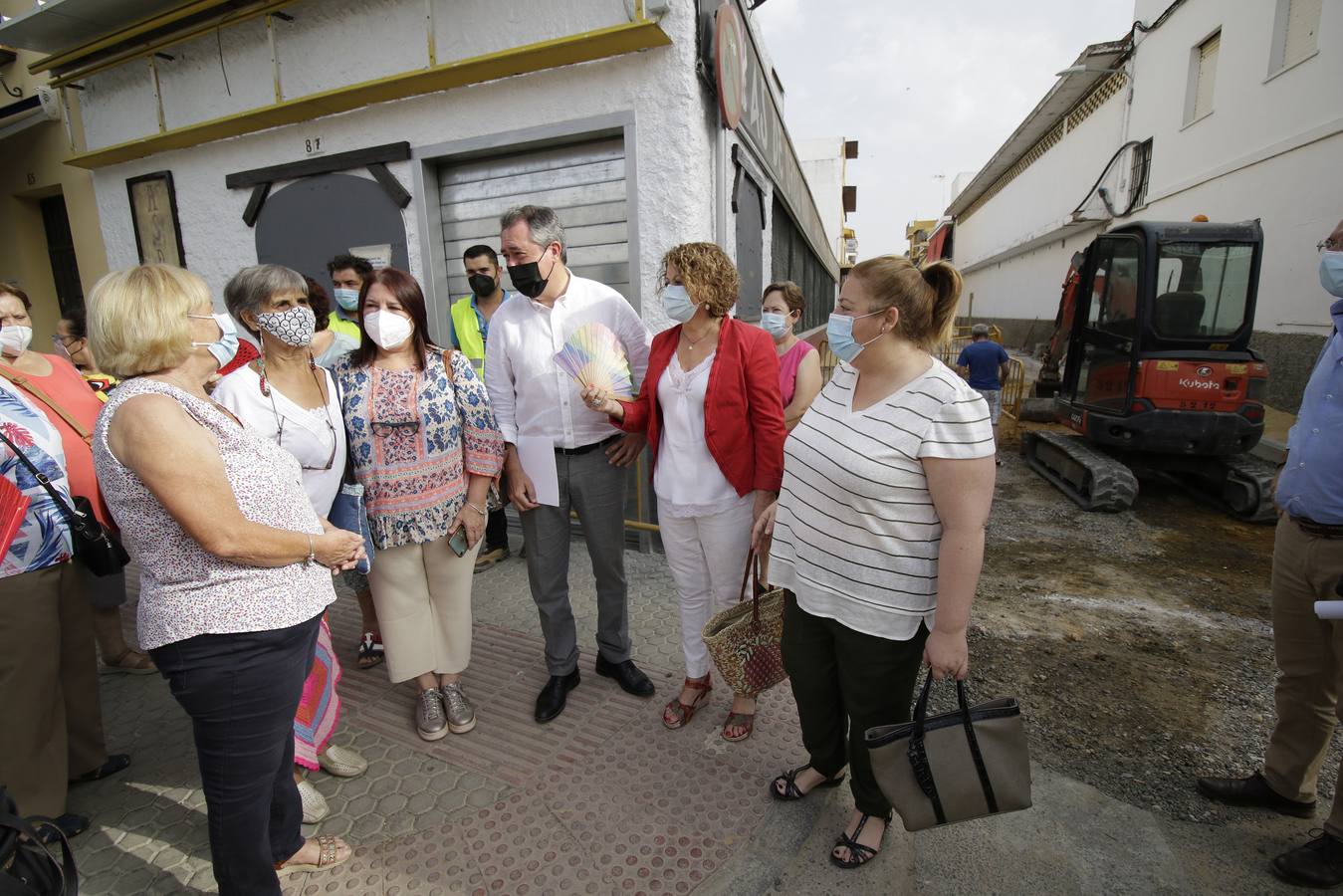 El alcalde de Sevilla visita las obras de Torreblanca