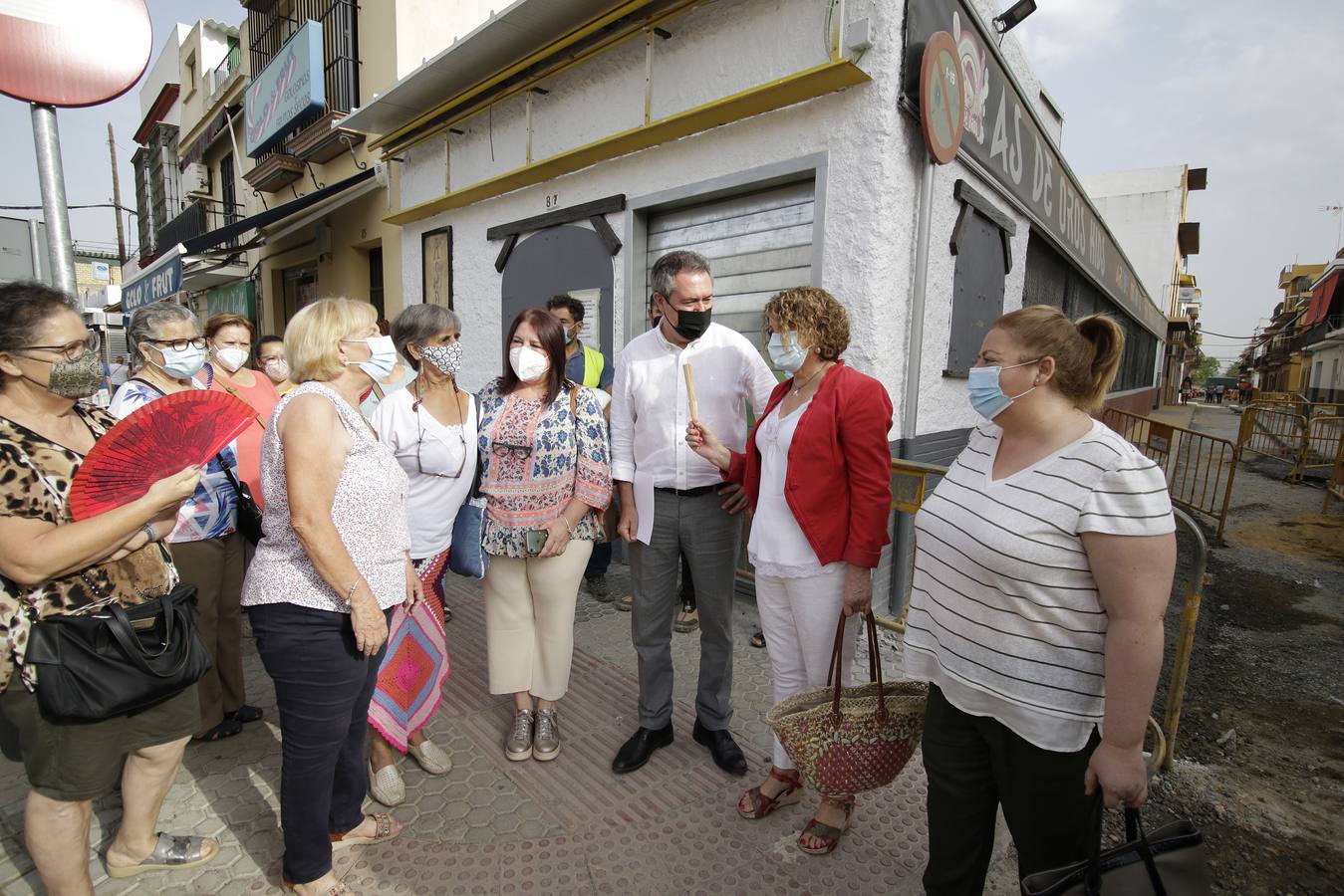 El alcalde de Sevilla visita las obras de Torreblanca