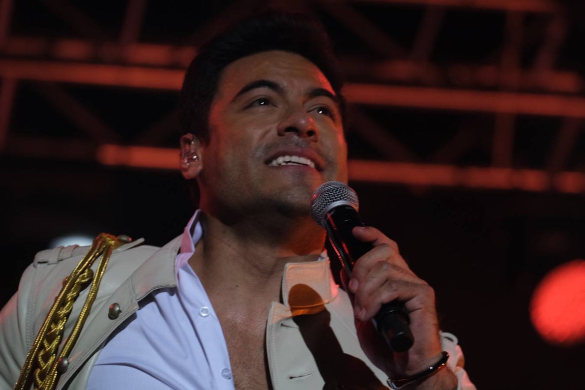 FOTOS: Carlos Rivera consuma su idilio aplazado con Chiclana