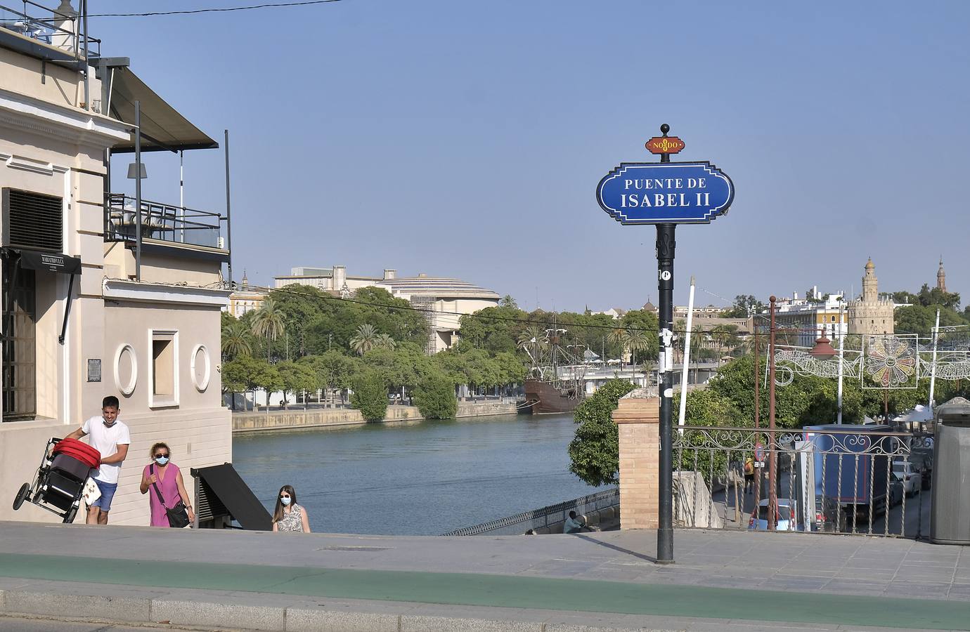 Sevilla no tiene imagen propia para señalar sus monumentos y el Plan de Patrimonio se propone corregirlo próximamente