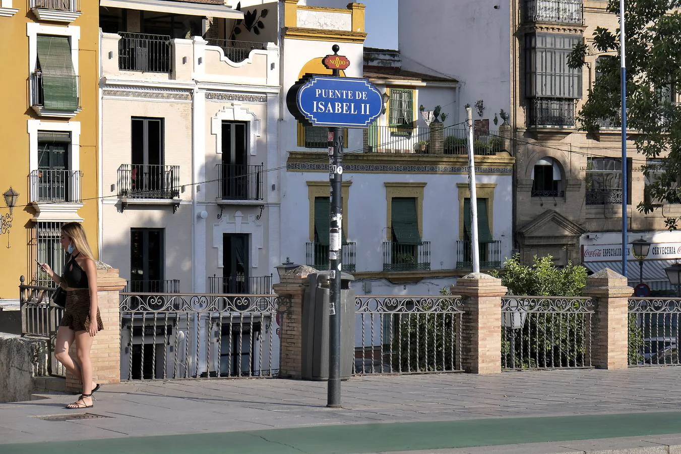 Sevilla no tiene imagen propia para señalar sus monumentos y el Plan de Patrimonio se propone corregirlo próximamente