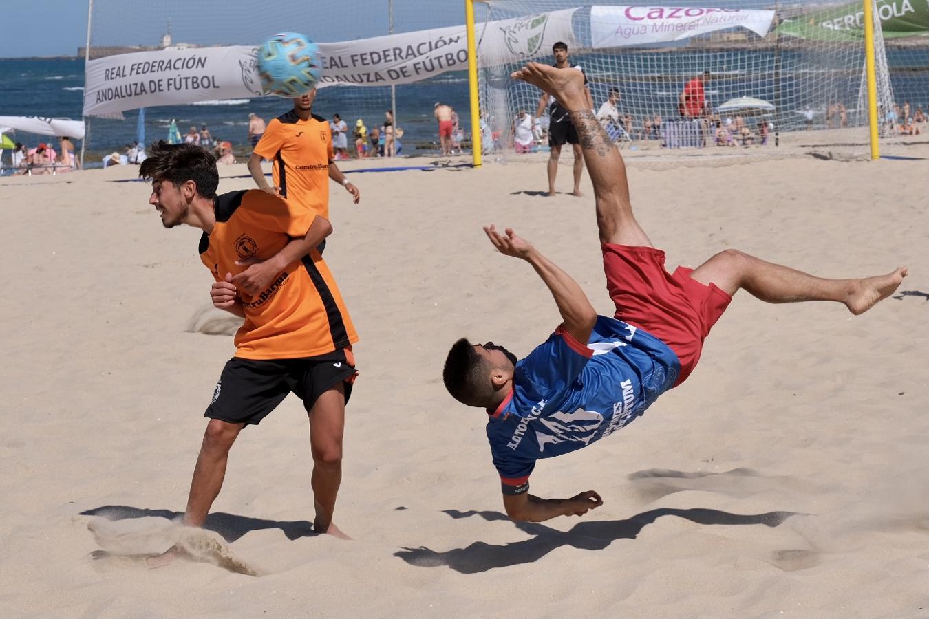 FOTOS: Cádiz se vuelca con el fútbol-playa