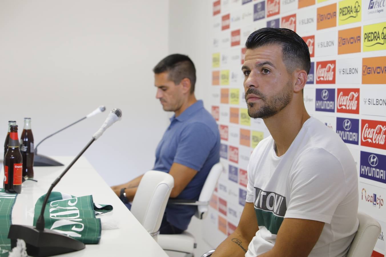 La presentación de Luismi Redondo y José Ruiz, en imágenes