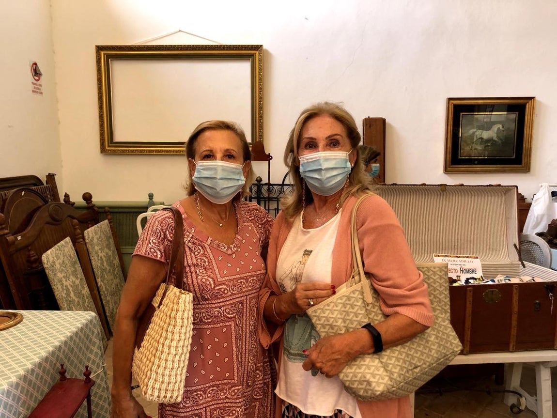 Chus Torres y Marisa Gómez de Barreda. 