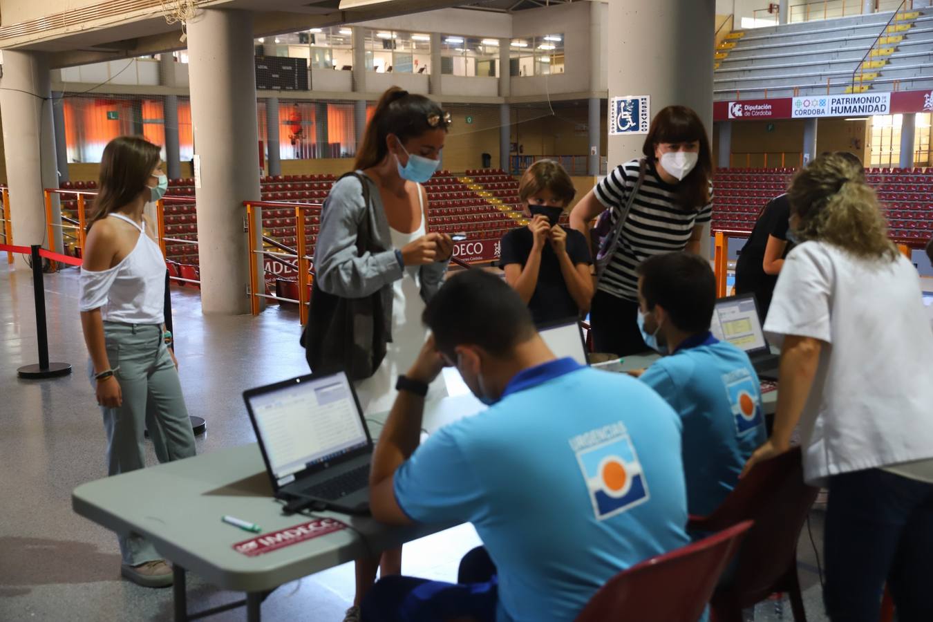 La vacunación Covid de menores en Córdoba, en imágenes