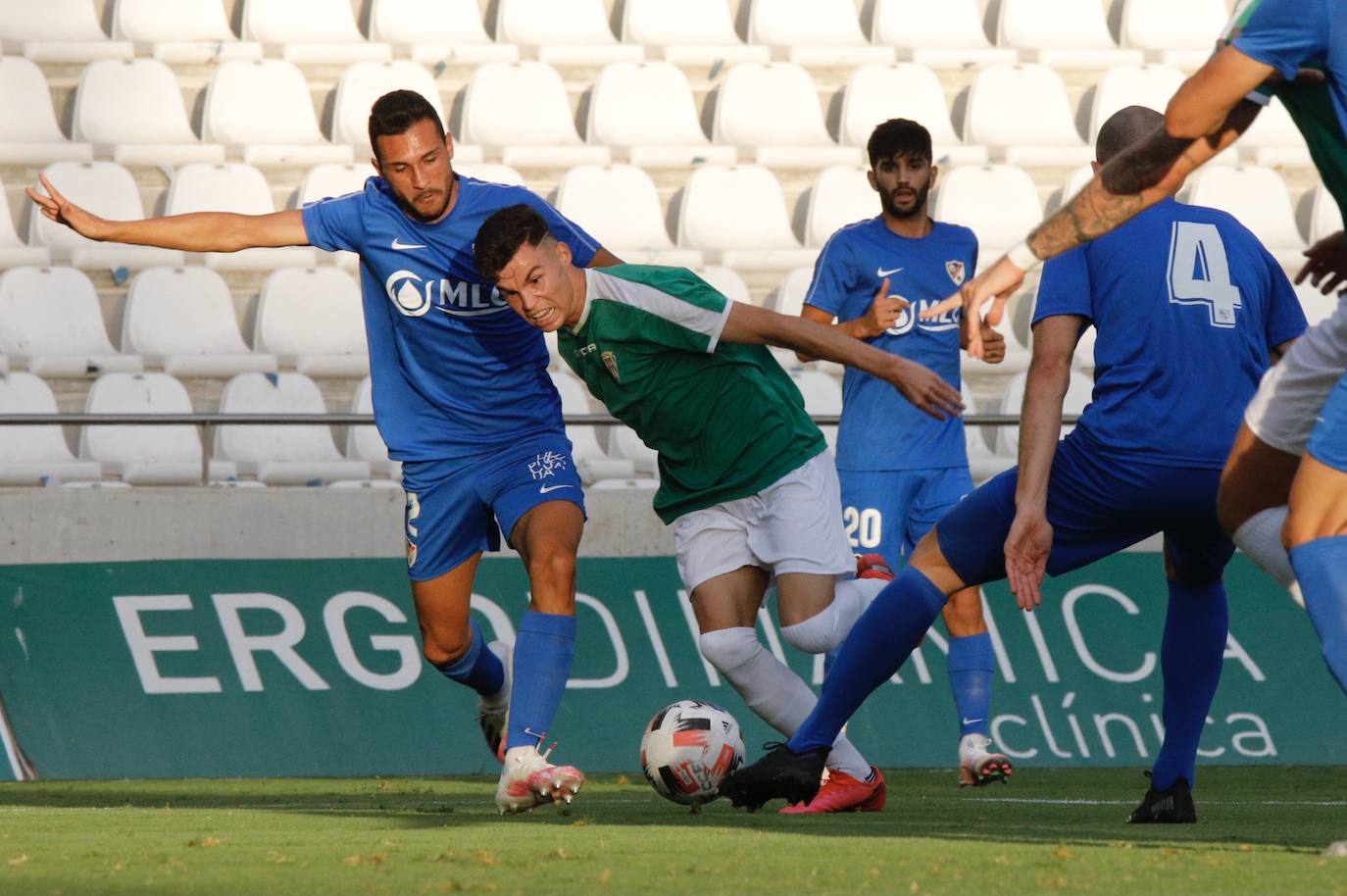 El primer partido de pretemporada del Córdoba CF ante el Linares, en imágenes