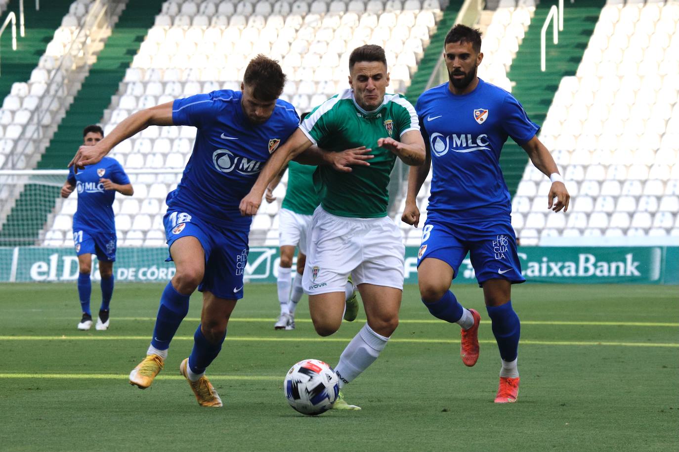 El primer partido de pretemporada del Córdoba CF ante el Linares, en imágenes