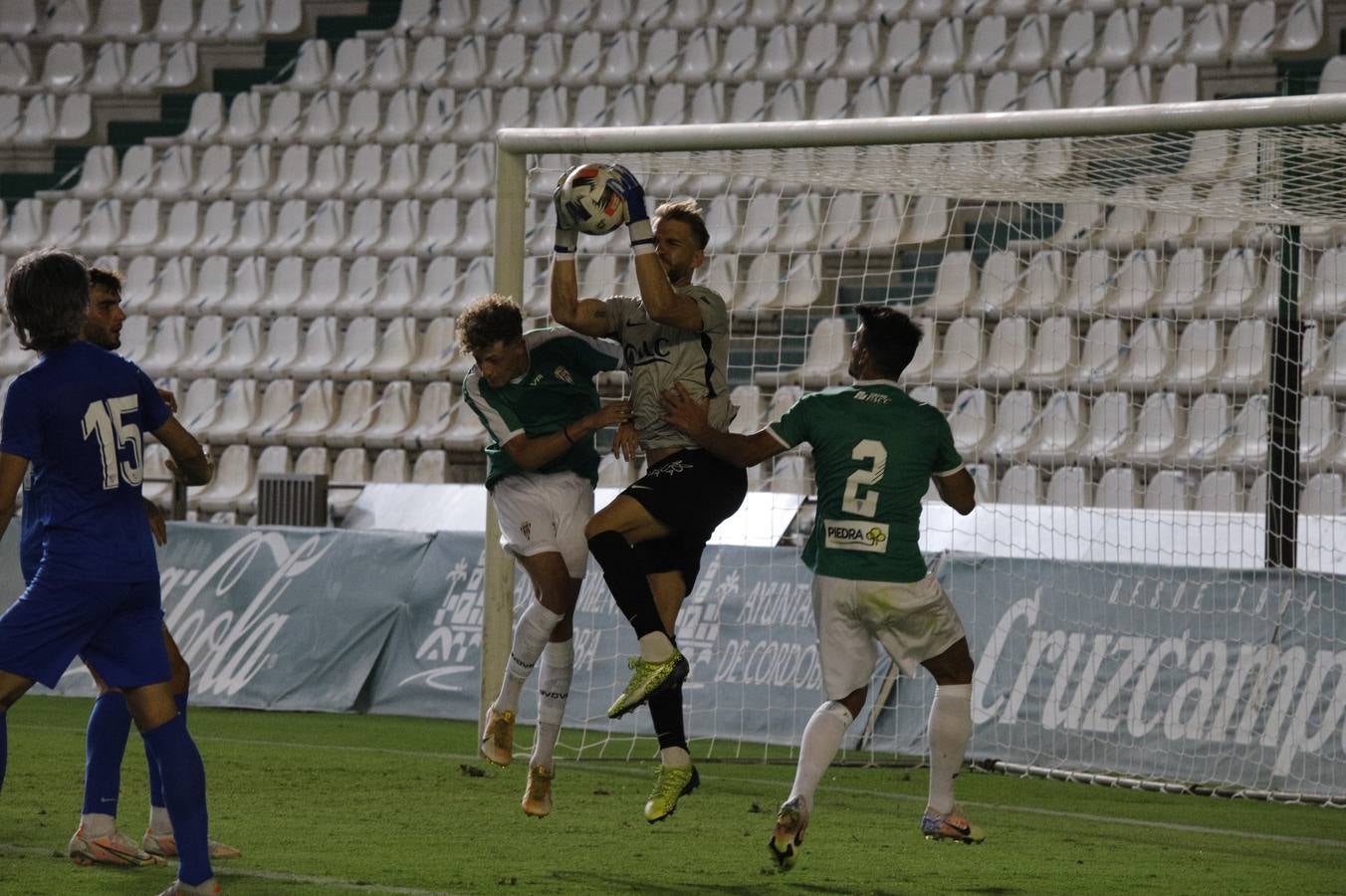 El primer partido de pretemporada del Córdoba CF ante el Linares, en imágenes