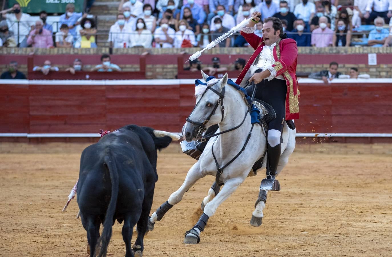 La corrida de rejones de las Colombinas, en imágenes