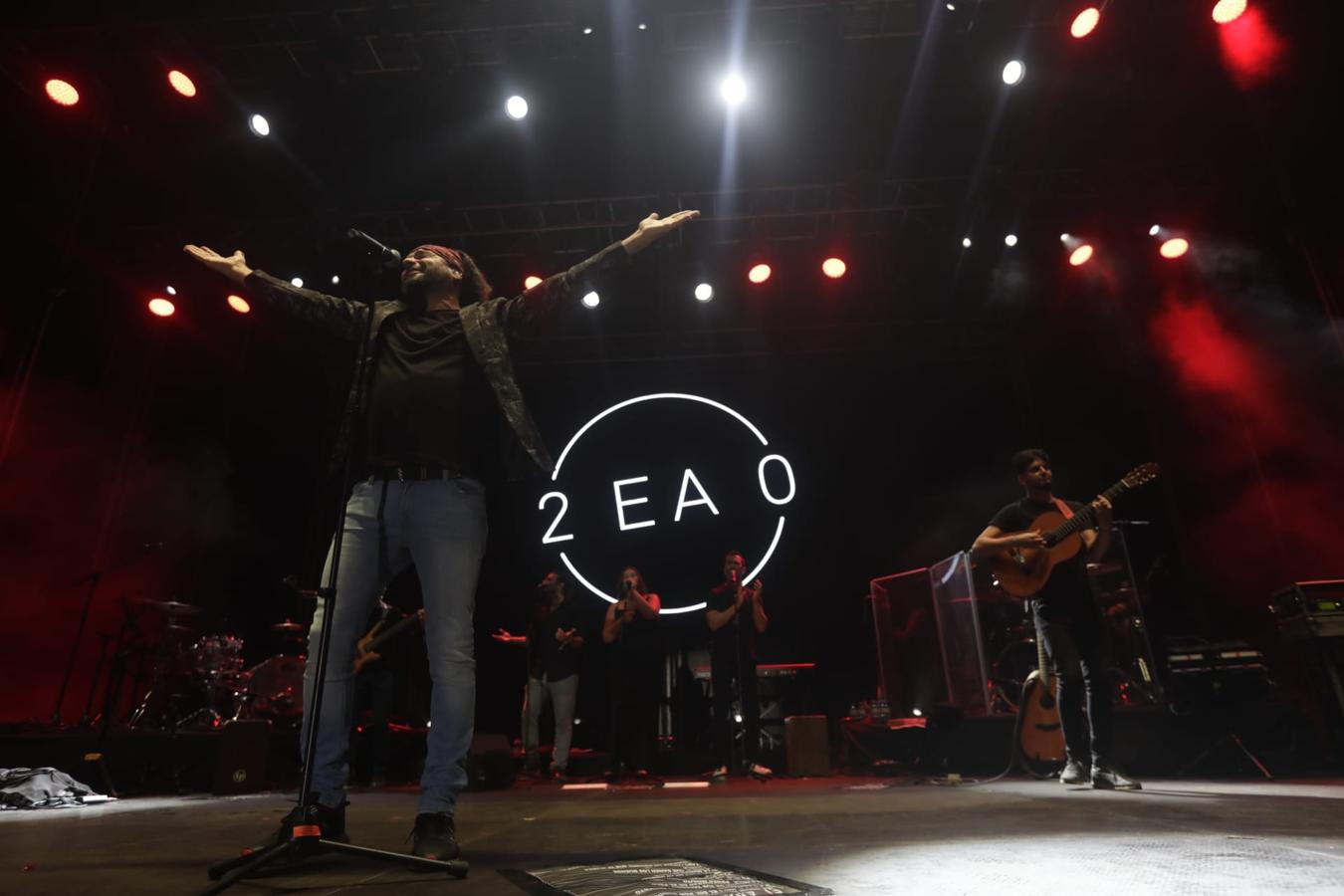 FOTOS: El Arrebato conquista la noche chiclanera con sus canciones en el Concert Music Festival