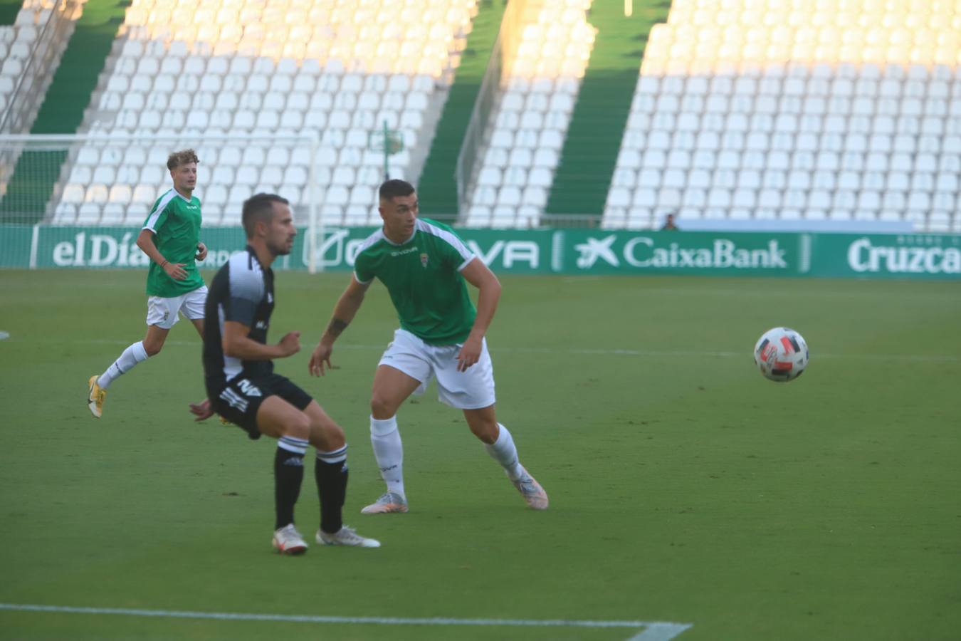 La victoria del Córdoba CF ante el Marbella, en imágenes