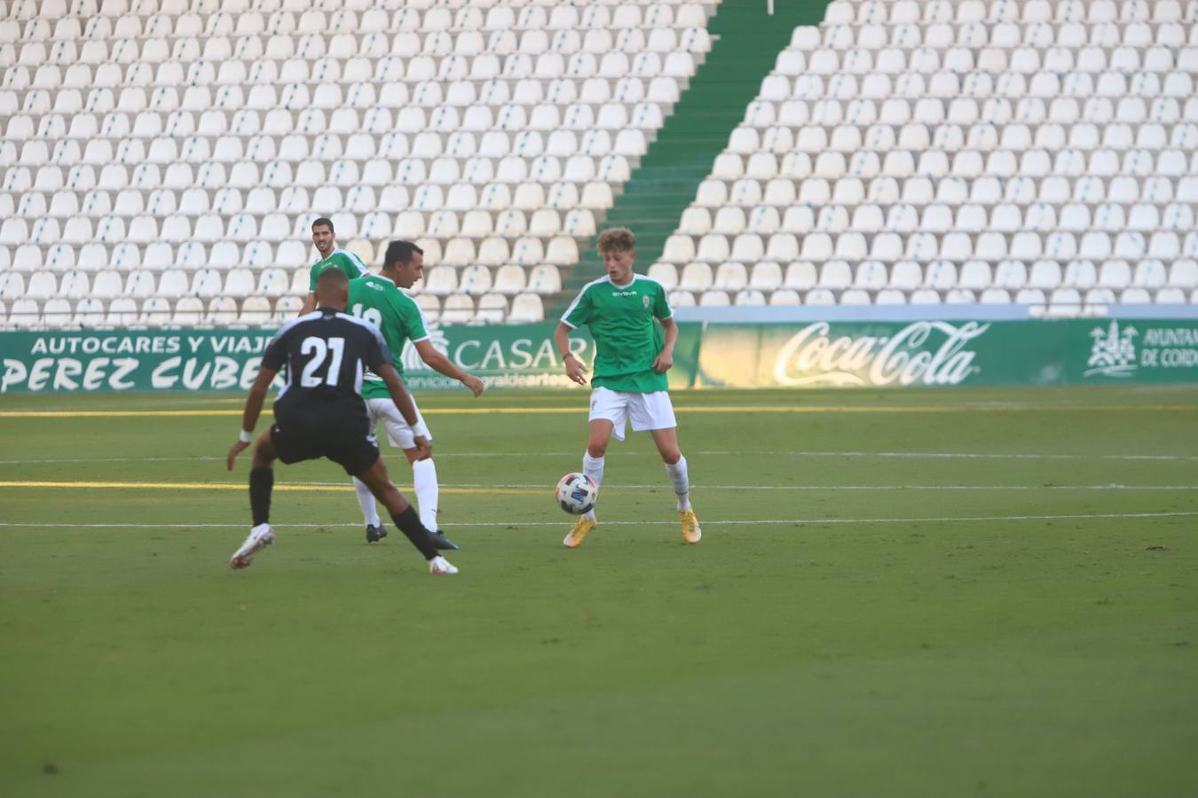 La victoria del Córdoba CF ante el Marbella, en imágenes