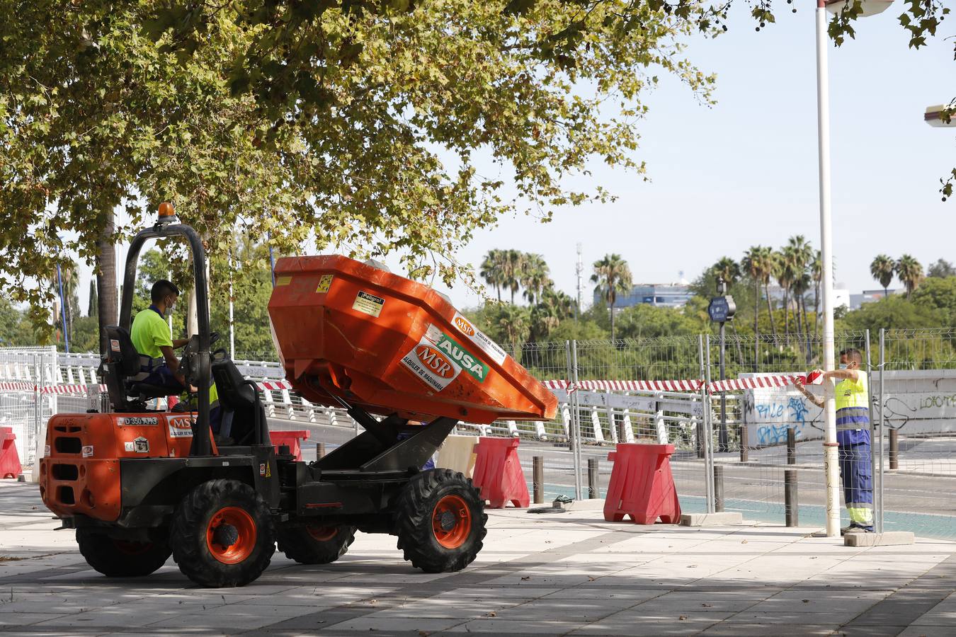 En imágenes, arrancan las obras en la calle Torneo