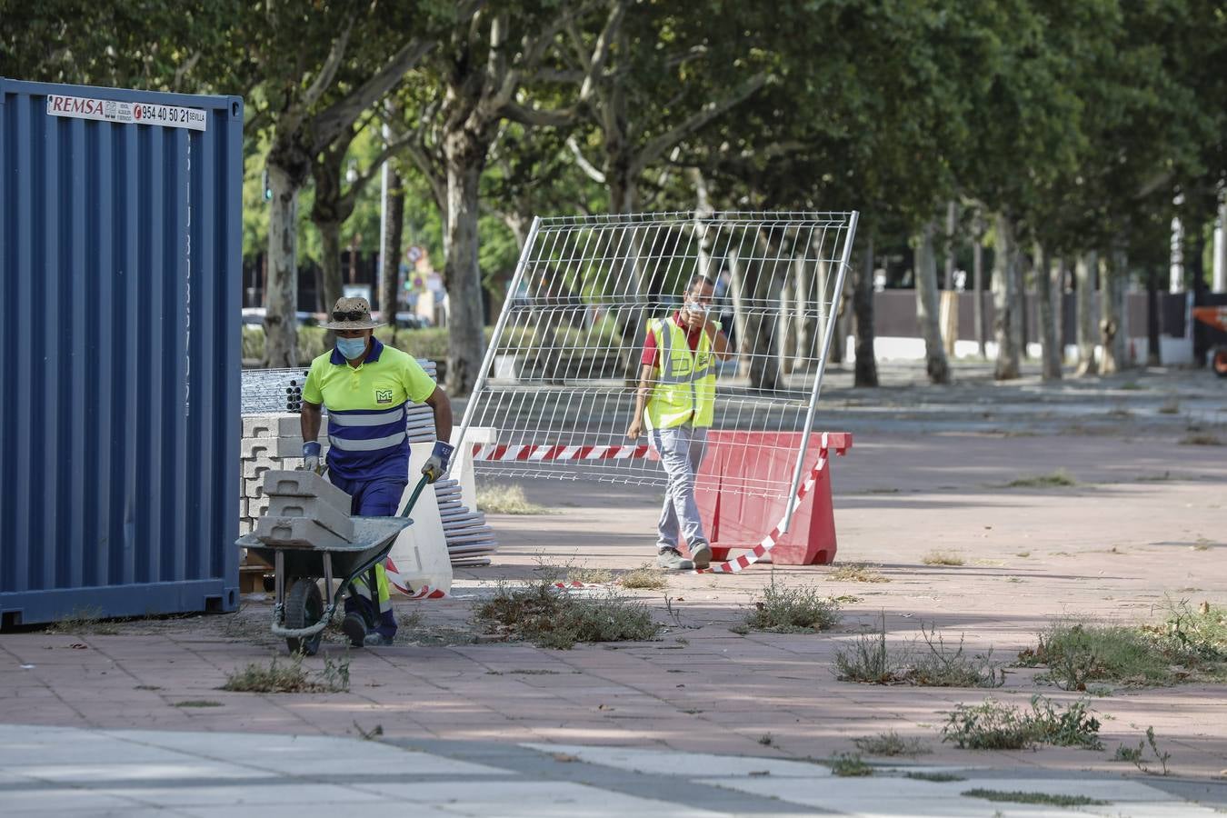 En imágenes, arrancan las obras en la calle Torneo