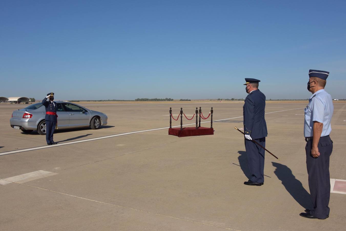 En imágenes, la toma de posesión del nuevo jefe de la base aérea de Morón