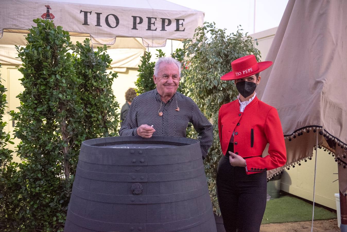 Víctor Manuel convierte al Tío Pepe Festival en una máquina del tiempo