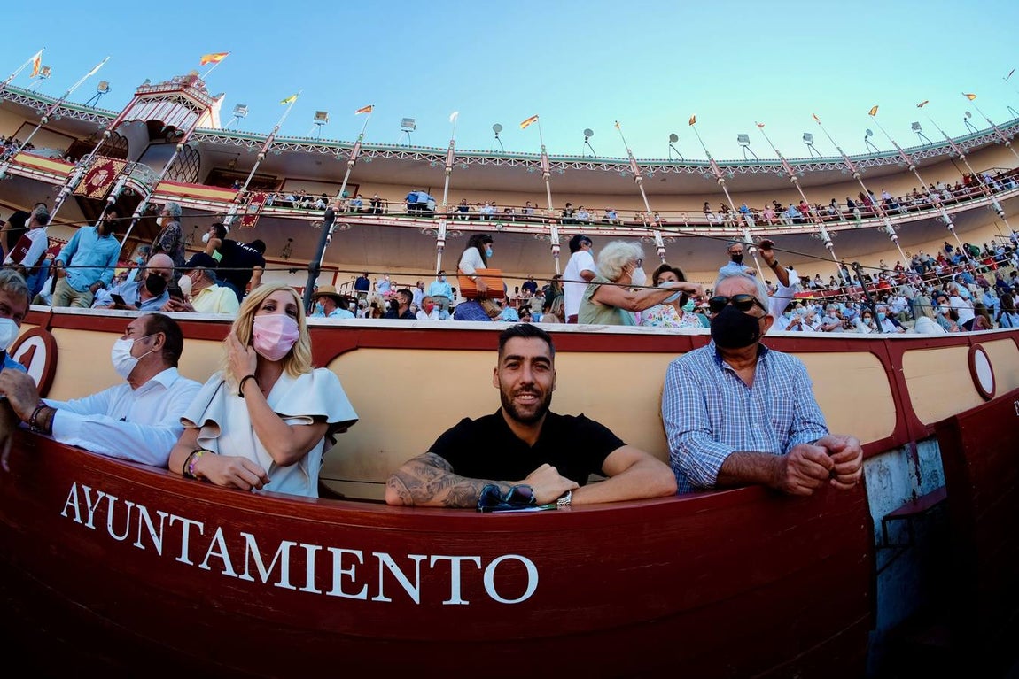FOTOS: Mano a mano entre José María Manzanares y Pablo Aguado en El Puerto