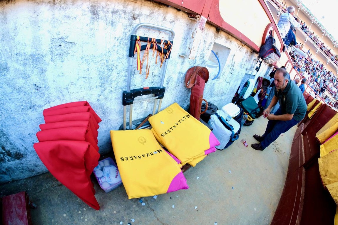 FOTOS: Mano a mano entre José María Manzanares y Pablo Aguado en El Puerto