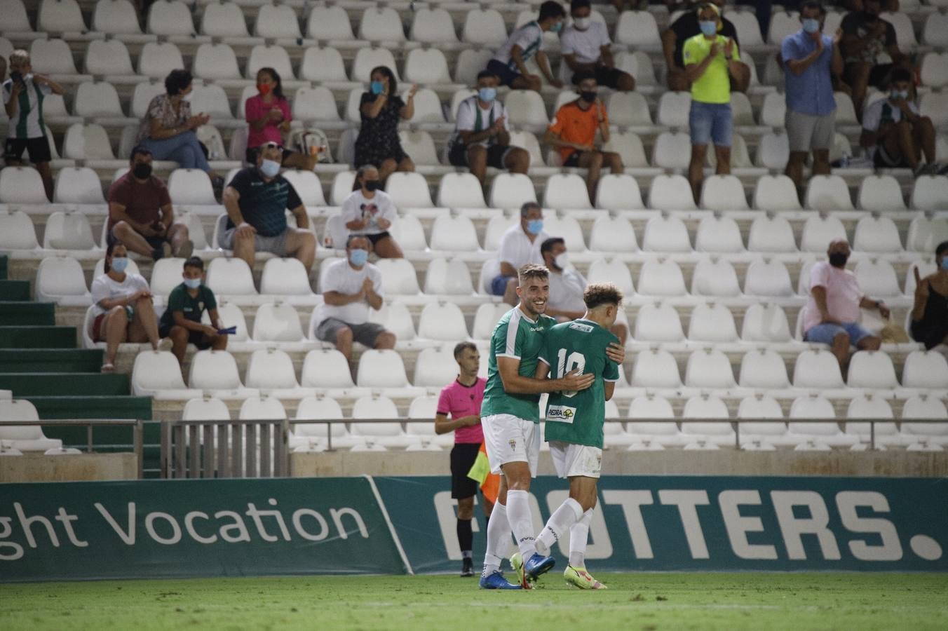 La victoria del Córdoba CF ante el Rayo Majadahonda, en imágenes