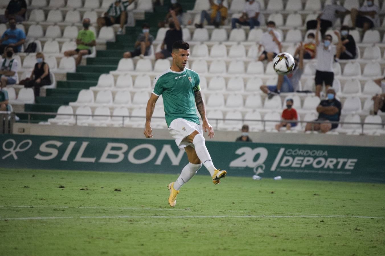 La victoria del Córdoba CF ante el Rayo Majadahonda, en imágenes